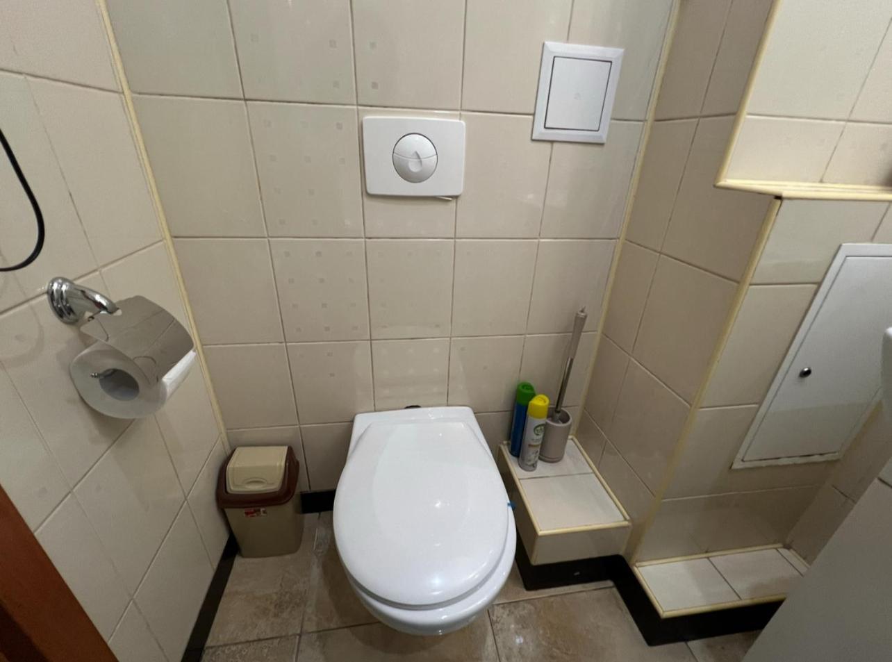 Apartment Lesya Kurbasa Λβιβ Εξωτερικό φωτογραφία